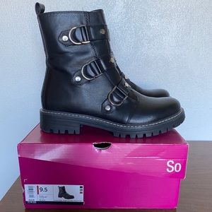 NWOT Black Combat Boots Size 9.5